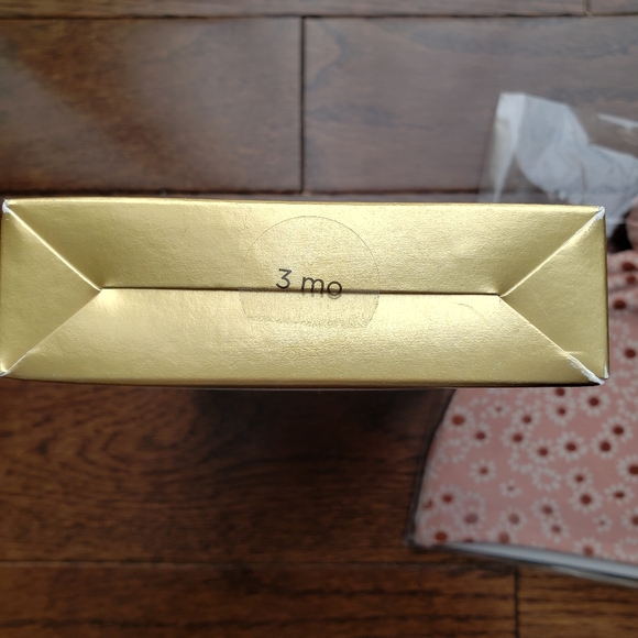 NWOT Lou Lou Infant Gown and Hat - Picture 2 of 3